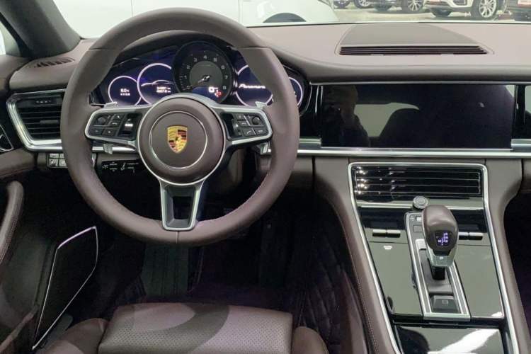 Used Porsche Panamera 2017 Panamera 4 Executive Long Wheelbase 3.0T