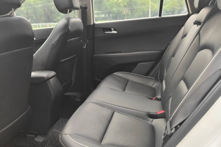 Used Hyundai ix25 2015 1.6L Automatic Two-Wheel Drive Smart GLS Trim
