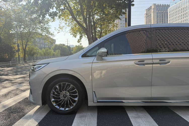 Used VOYAH Dream 2022 Low-Carbon Edition Dream+ Smart Enjoyment Package
