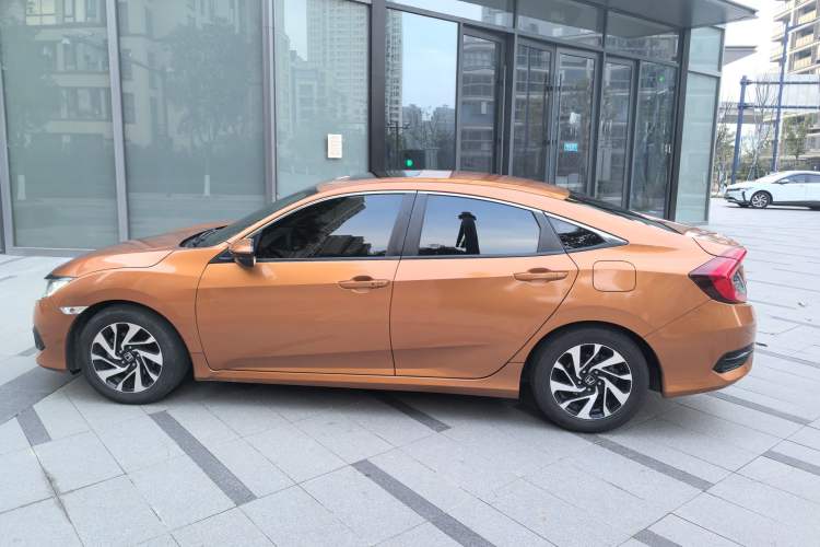 Used Honda Civic 2016 220TURBO CVT Luxury Edition