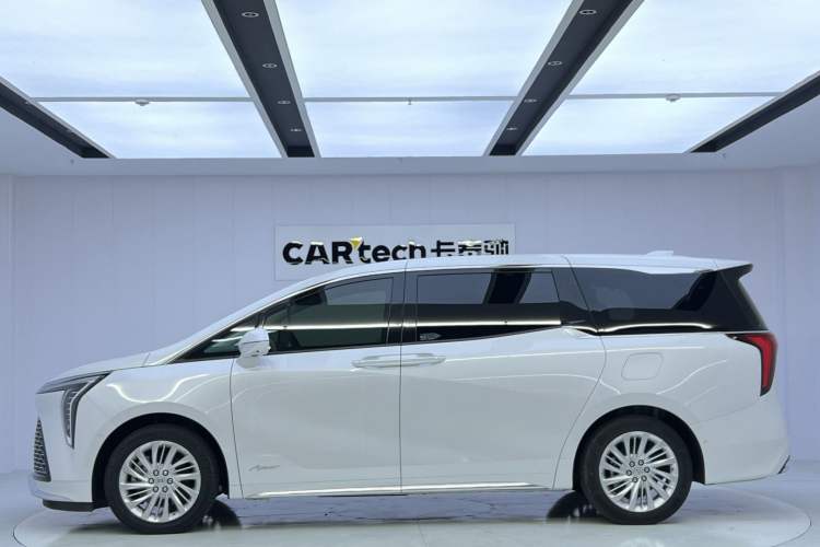 Used Buick Century 2025 2.0T Seven-Seater Yinshi Edition
