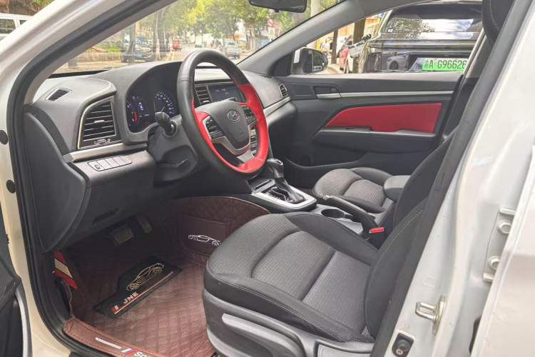 Used Hyundai Elantra 2016 1.6L Automatic ZhiXuan – Elite Version
