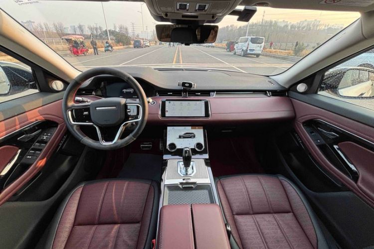 Used Land Rover Range Rover Evoque 2021 Range Rover Velar 249 PS R-Dynamic HSE Luxury Edition