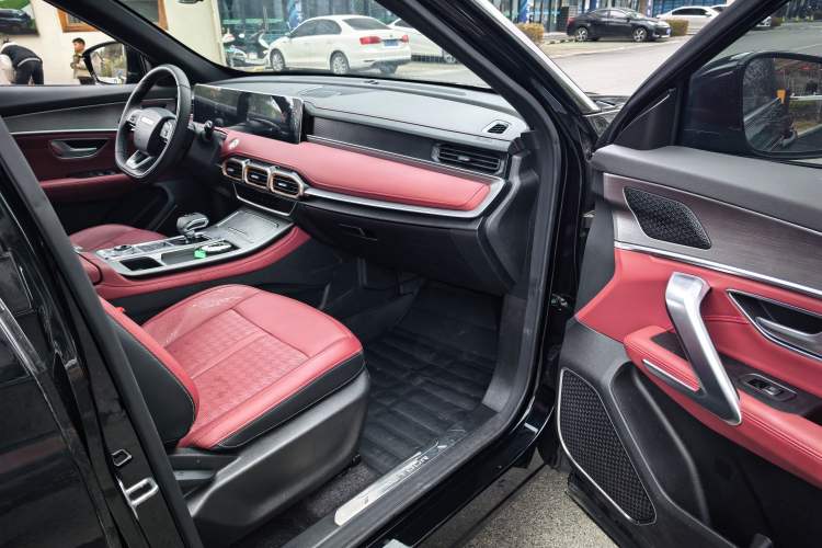 Used JETOUR X70 PLUS 2025 Champion Edition 1.5T DCT Champion PRO 5-Seater