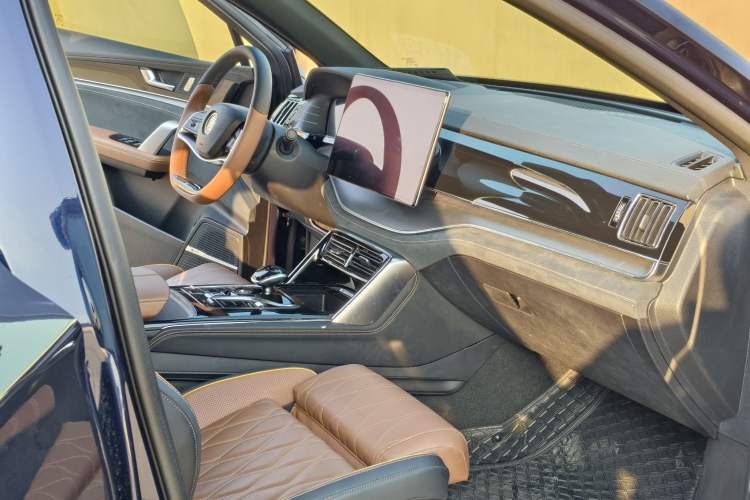 Used BYD Tang New Energy 2021 EV Four-Wheel Drive High-Performance Flagship Model