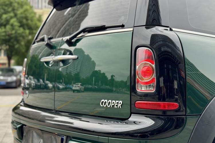 Used  Clubman 2011 1.6L COOPER Fun
