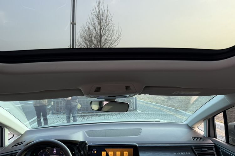 Used Volkswagen Viloran 2023 Revised 380TSI Prestige Edition
