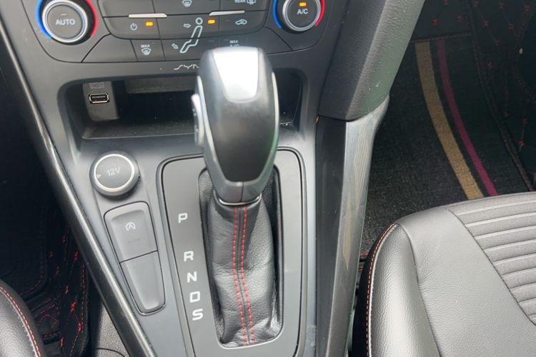 Used Ford Focus 2017 1.5T CTCC White and Black Limited Edition