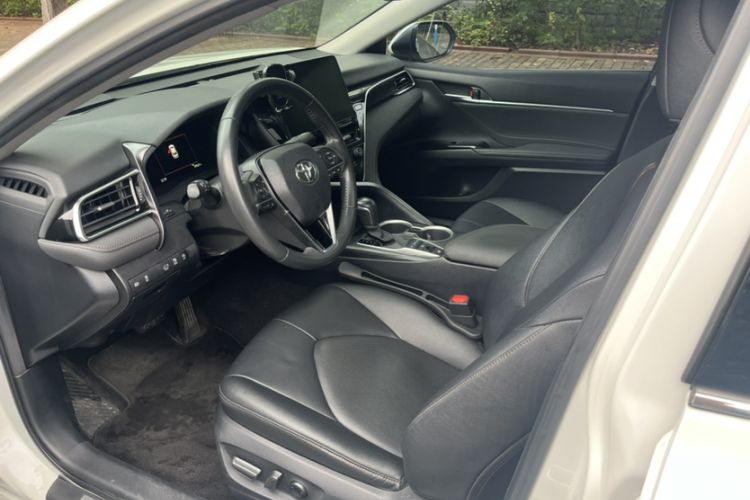 Used Toyota Camry 2021 2.5G Luxury Edition
