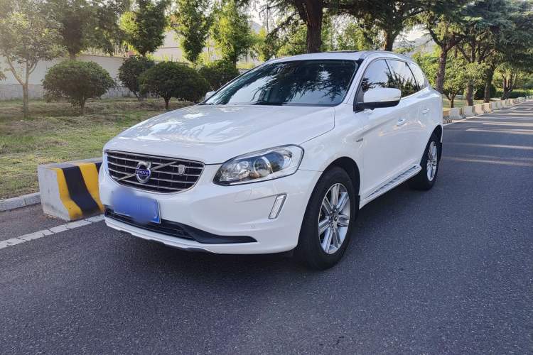 Used Volvo XC60 2017 T5 AWD Smart Upgrade Edition
