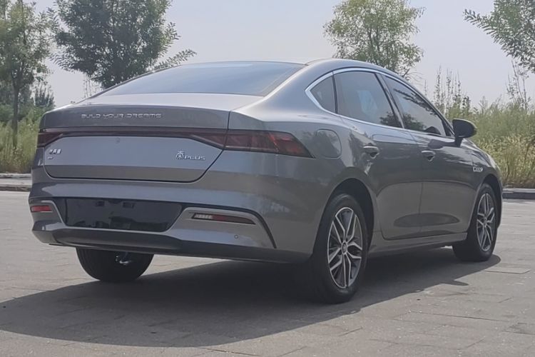 Used BYD Qin PLUS 2024 Honor Edition EV 510KM Leading Model
