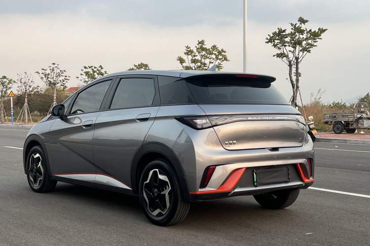 Used BYD Dolphin 2021 405 km Fashion Edition
