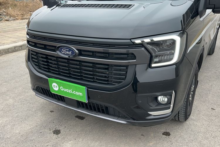 Used Ford Transit T8 2024 T8 2.3T Diesel Automatic Mid-axle Mid-roof 6-Seater Multi-function Version 2/2/2
