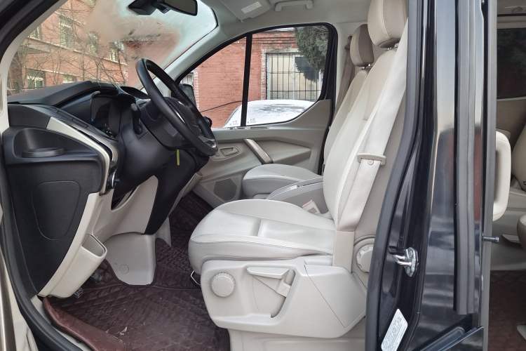 Used Ford Tourneo Custom 2016 2.0T Manual Elite Edition