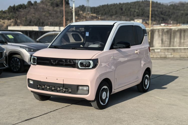 Used Wuling Hongguang MINIEV 2021 Macaron Premium Model – Lithium Iron Phosphate
