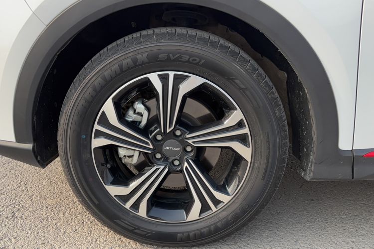 Used JETOUR X70 2023 1.5T DCT Beyond PRO+ Edition 5-Seater
