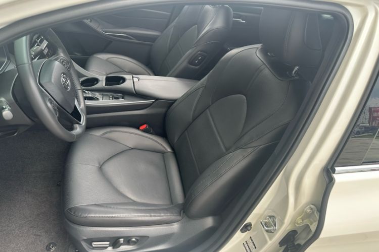 Used Toyota Avalon 2019 2.0L XLE Premium Edition China VI
