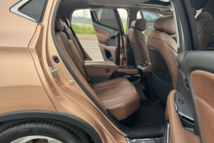 Used Acura CDX 2016 1.5T Two-Wheel Drive Deluxe Edition
