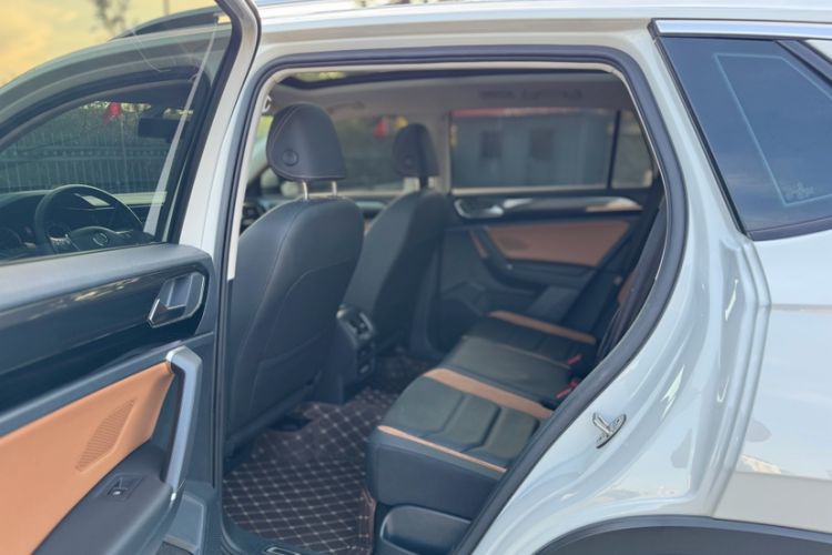 Used Volkswagen Tayron 2019 330TSI Two-Wheel Drive Luxury Model China VI Standard
