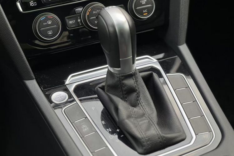 Used Volkswagen Magotan 2019 330TSI DSG Luxury Model China V Standard
