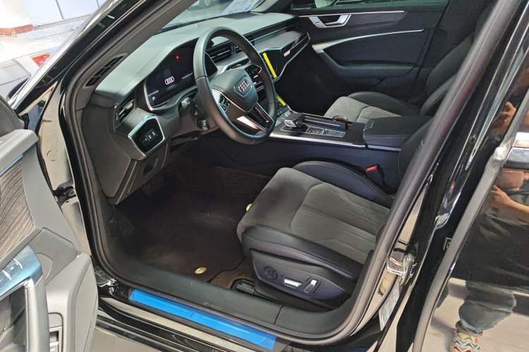 Used Audi A6L 2024 45 TFSI quattro Prestige Dynamic Edition
