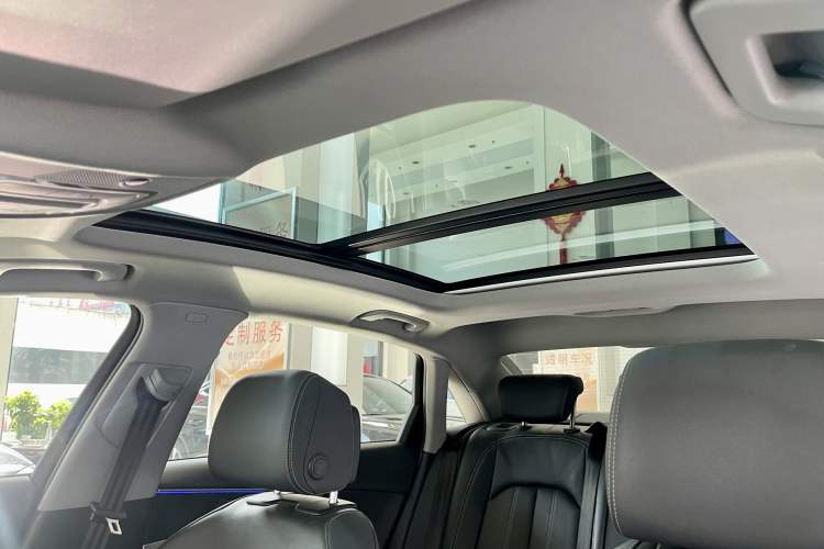 Used Audi A4L 2022 40 TFSI Luxury Dynamic Model
