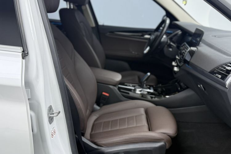 Used BMW iX3 2021 Leading Model