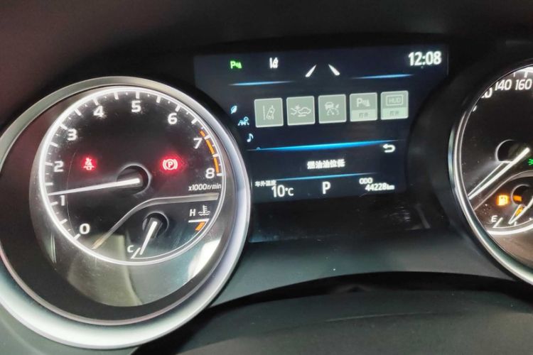 Used Toyota Camry 2021 2.0G Luxury Edition