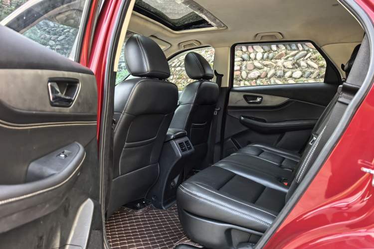 Used Dongfeng Fengon S560 2018 1.8L CVT Urban Model 5 Seats