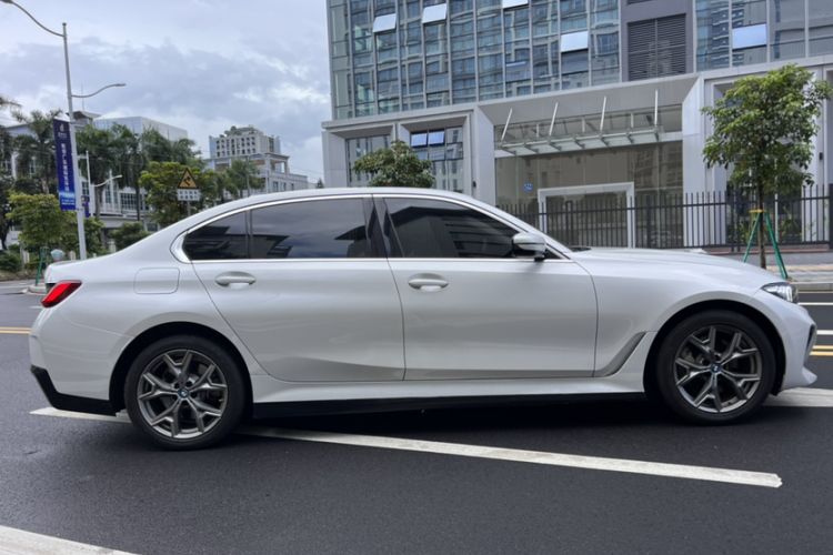 Used BMW i3 2024 eDrive 35 L
