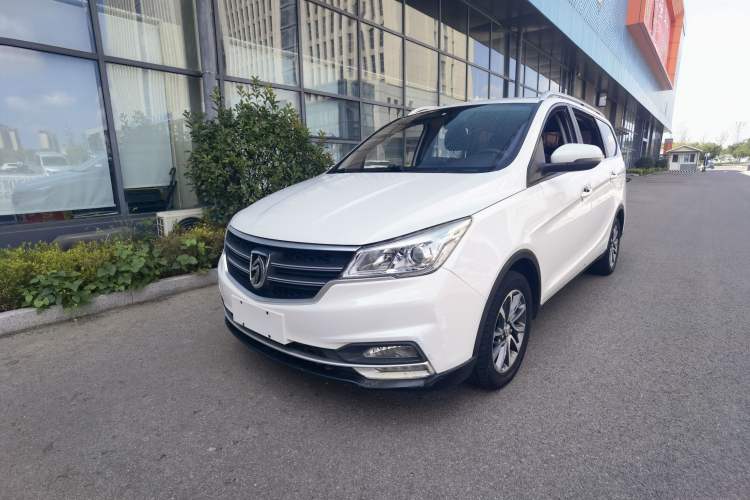 Used Baojun 730 2019 1.5L Manual Fashion Model 7-seater National V
