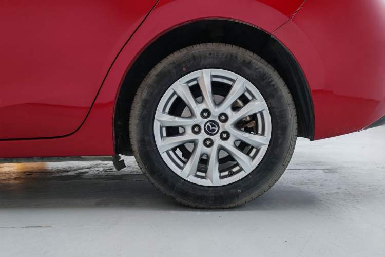 Used Mazda Mazda 3 Axela 2017 Sedan 1.5L Automatic Luxury Model China VI Standard