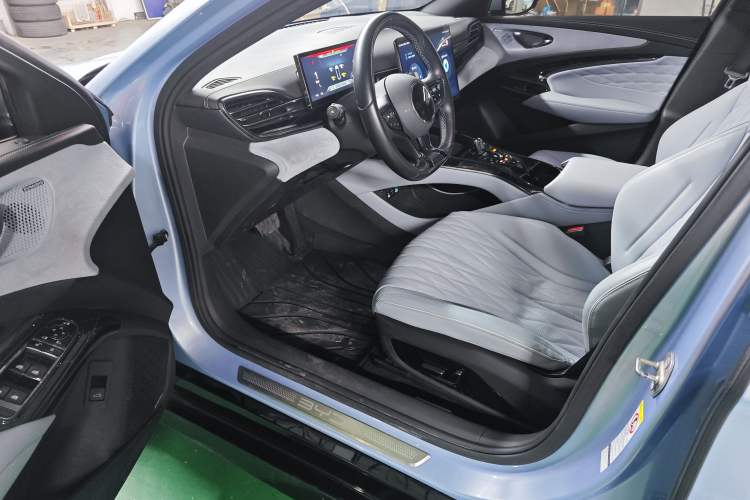 Used BYD Seal 2022 550 km Standard Range Rear-Wheel Drive Prestige Version