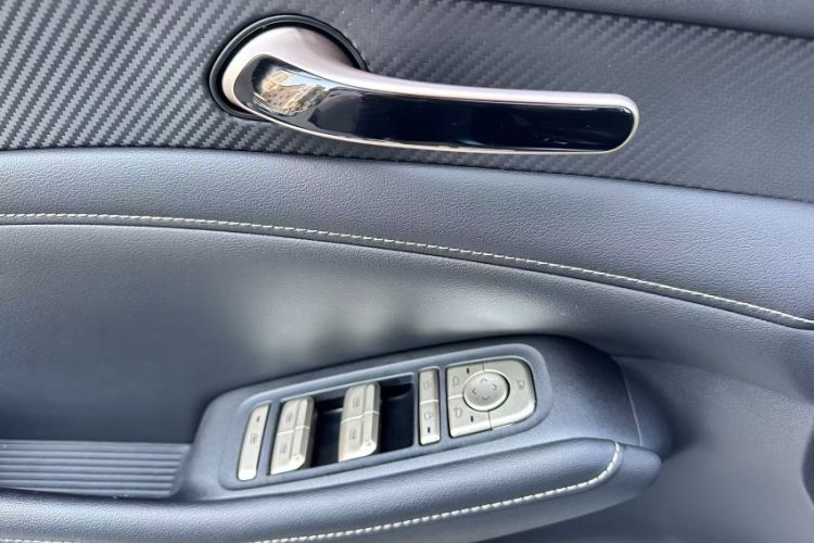 Used Baojun Yunhai 2024 140km Plug-in Hybrid Version