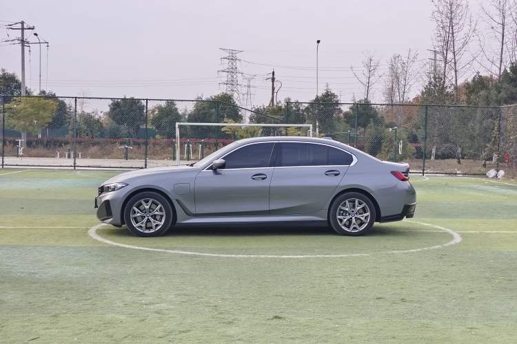 Used BMW i3 2024 eDrive 35 L
