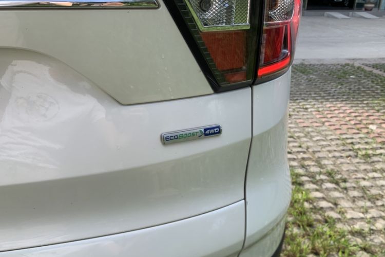 Used Ford Kuga 2018 Facelift EcoBoost 245 Four-Wheel Drive Luxury Wing Model
