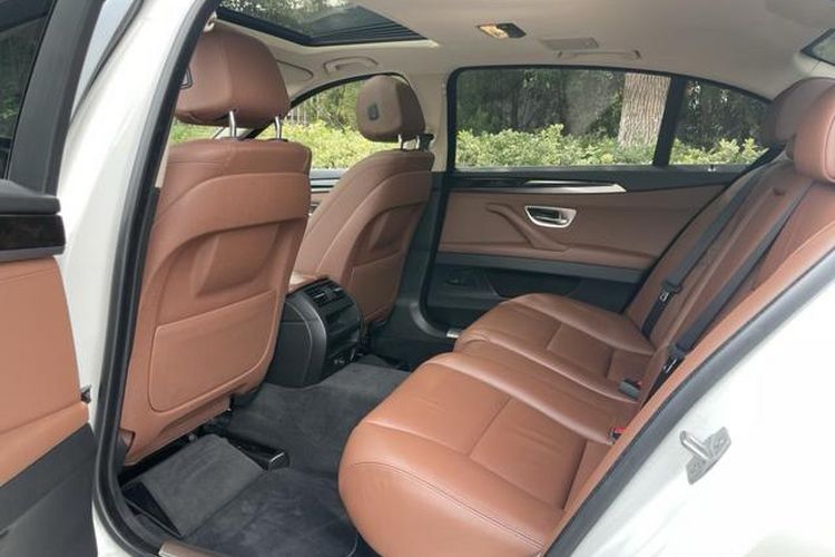 Used BMW 5 Series 2014 525Li Leading Model