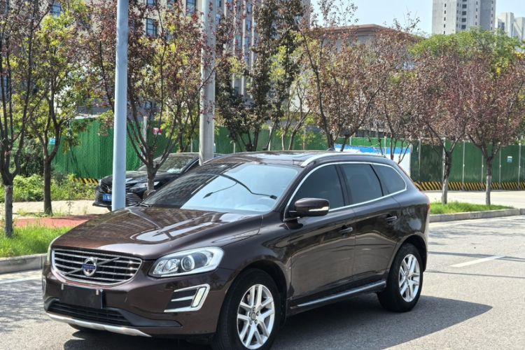 Used Volvo XC60 2017 T5 Smart Upgrade Edition
