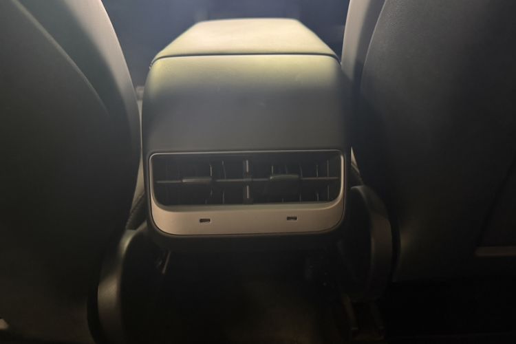 Used Tesla Model Y 2024 Rear-Wheel-Drive Version