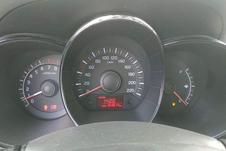 Used Kia K2 2012 Hatchback 1.4L MT GLS
