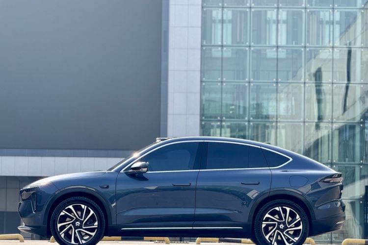 Used Nio EC6 2024 75 kWh