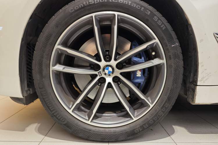 Used BMW 5 Series 2019 Facelifted 525Li Luxury Package
