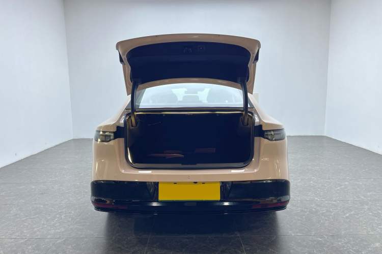 Used Nissan N7 2025 510 Pro