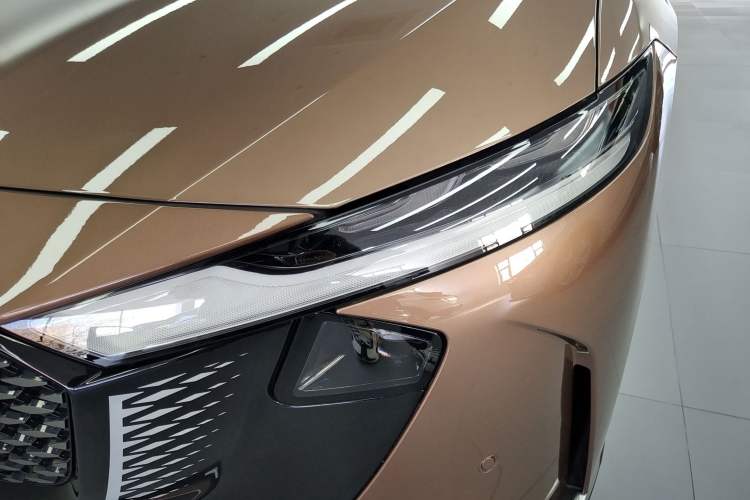 Used Mazda EZ-6 2024 Range-Extended 200 Luxury Edition
