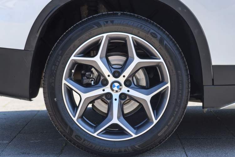 Used BMW X1 2019 sDrive18Li Premium Edition
