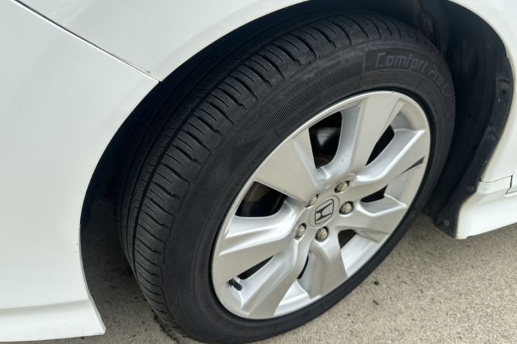 Used Honda Jade 2014 1.8L Automatic Comfort Elite Version 5 Seats
