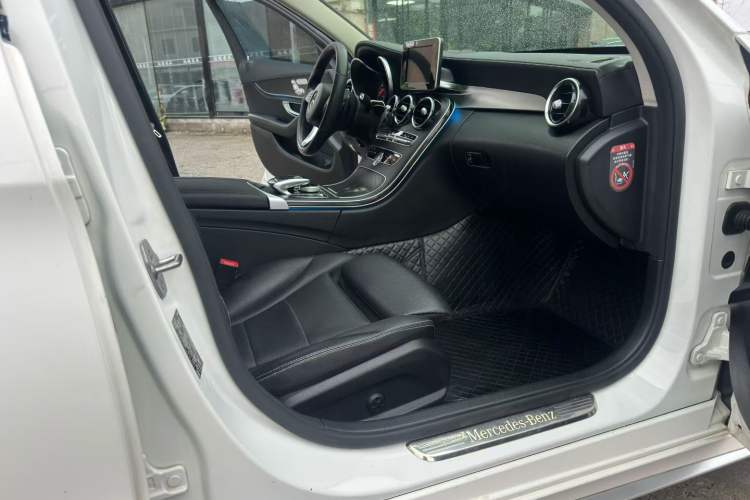 Used Mercedes-Benz C-Class 2017 Facelift C 200 L Sport Edition