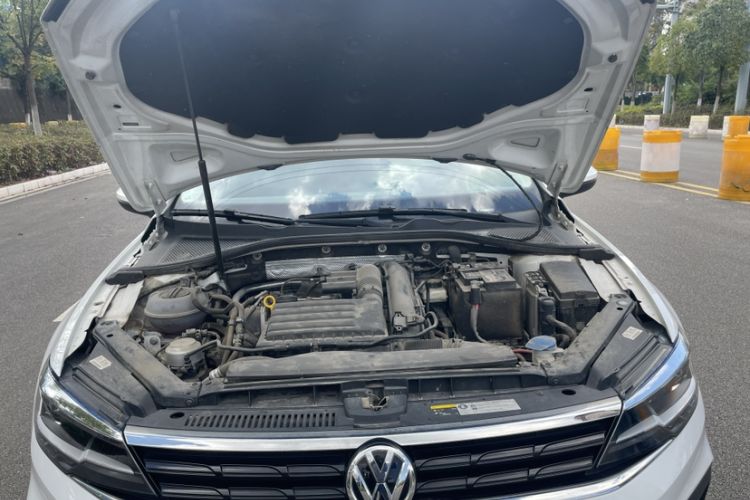 Used Volkswagen Lamando 2019 230TSI DSG Fashion Edition China VI