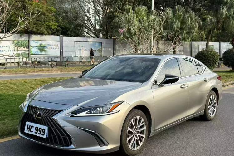 Used Lexus ES 2022 200 Excellence Edition
