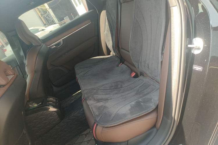 Used Volvo S90 2023 B5 Zhiyi Luxury Edition
